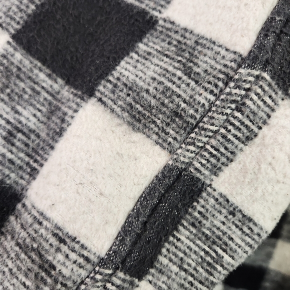 Marika Black White Plaid Flannel Shacket Oversized Button Down Shirt Jacket XL - Picture 6 of 8